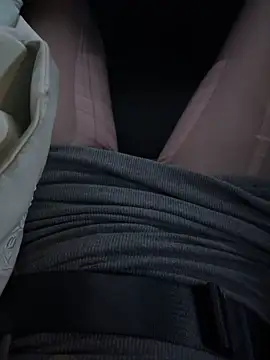 littleqiu Show in webcam