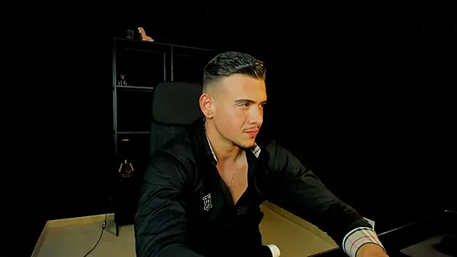 ElijahThorne Webcam show