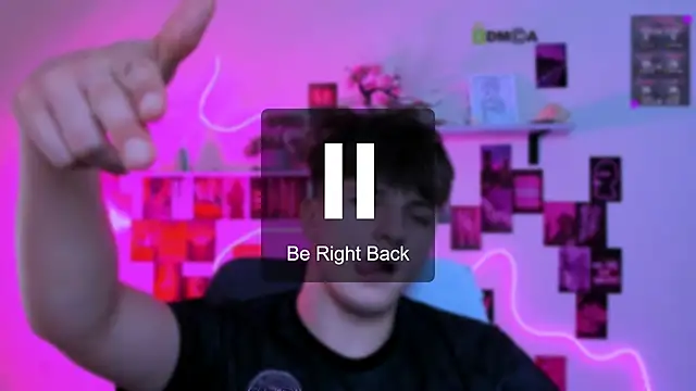 แชท XXX สดของ travis_wolf_