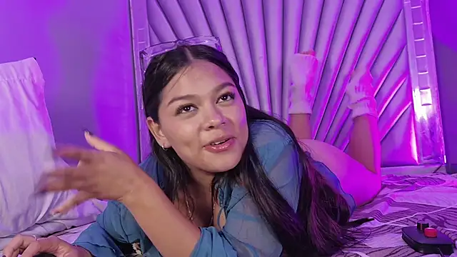 แชท XXX สดของ HatsaJones