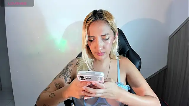 แชท XXX สดของ Amanda_klaire