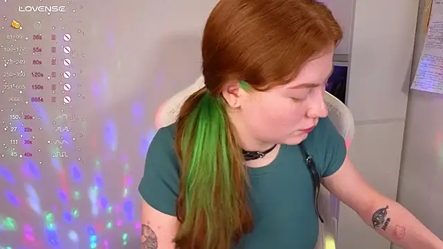gingercute17 élő XXX-chatje