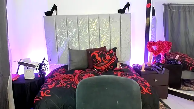 AndreaKinky: онлайн-секс-чат