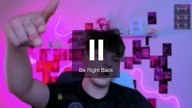 Živý XXX chat travis_wolf_