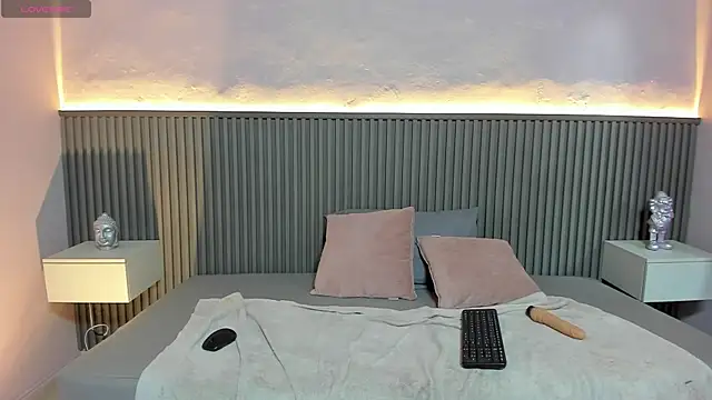 Michelle_Saenz_ Adlı Modelin Canlı XXX Sohbeti