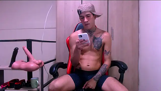 โชว์เว็บแคมของ dilan_abraham12