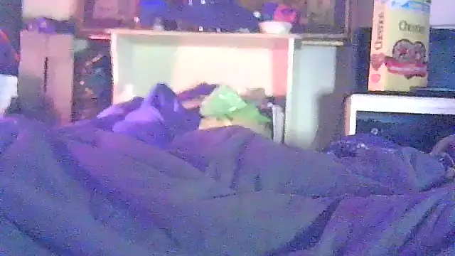 Webkamerová show GUAPAN3S3_FIR3