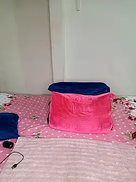 WetDollX Show in webcam