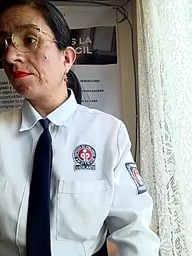 Valentina--1のライブXXXチャット