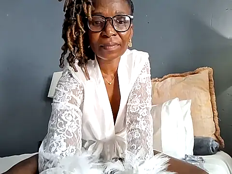 NaughtyCougan Live XXX chat