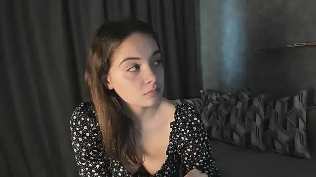 KristinaLoison Chat XXX in diretta