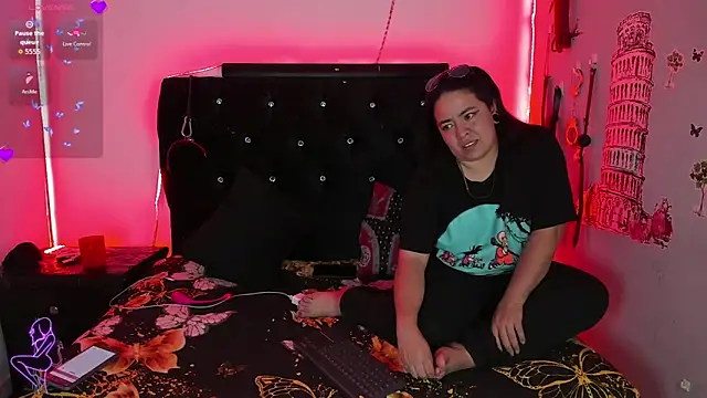 katieeandsharonn Webcam Show