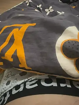 DONGBEIDIYIYINWAのウェブカメラショー