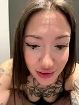 SaintSquirt লাইভ XXX চ্যাট