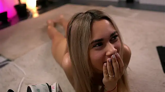 AishleyBee's Live XXX Chat