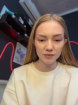 MilaMoone – Naživo XXX chat