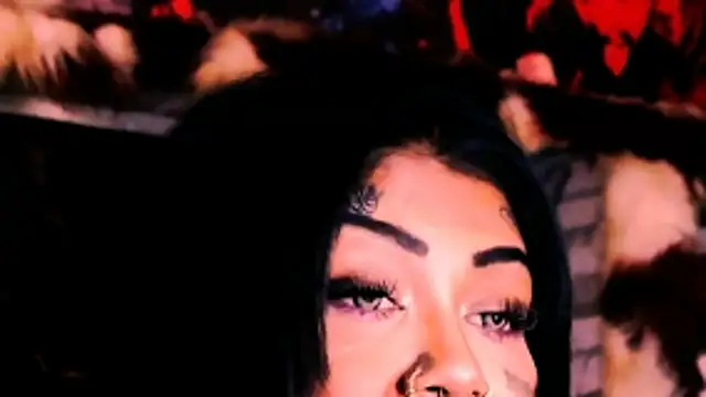 indian_dreamgirl's Live XXX Chat