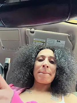 FerrariFrenchn Live XXX chat