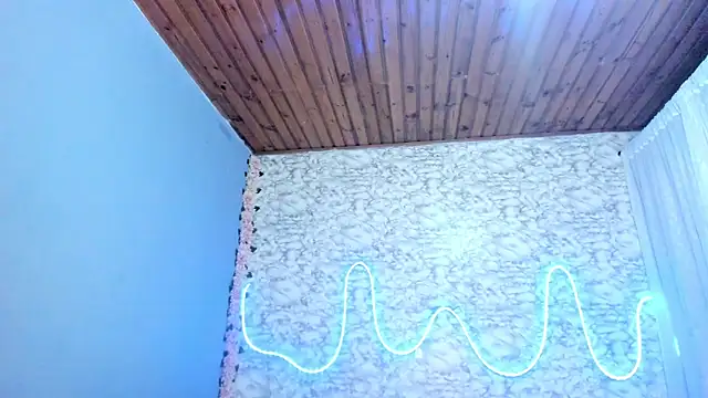 Morochaa-fire élő XXX-chatje