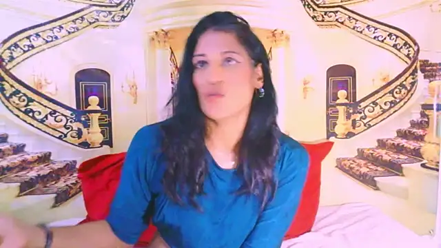 IndianSexcSmyle Chat XXX live