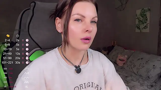 Alaska_ya Chat XXX live