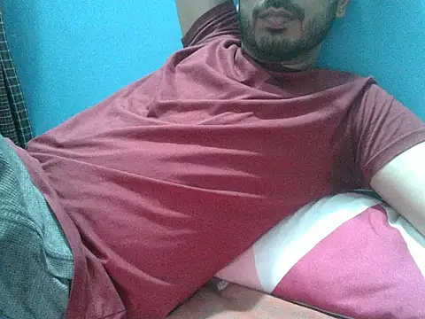 عرض كام Precumboner