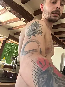 Piratee666 在線直播表演