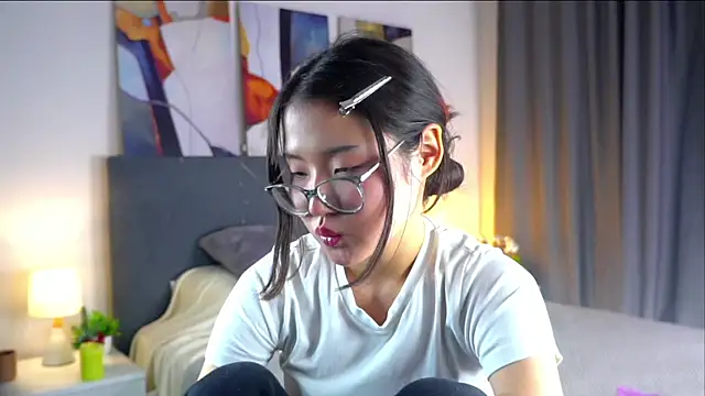 Czat XXX na żywo – NelleMihalko