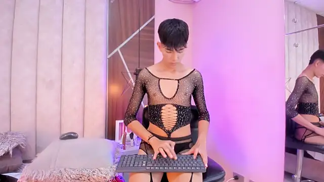 CAROLYNFOSTER's Live XXX Chat