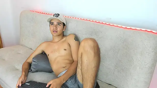 Damon_Kovac Webcam Show