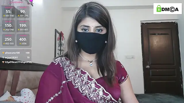 Chat XXX en directo de Meadows_Rainn