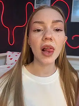 MilaMoone Live XXX-Chat