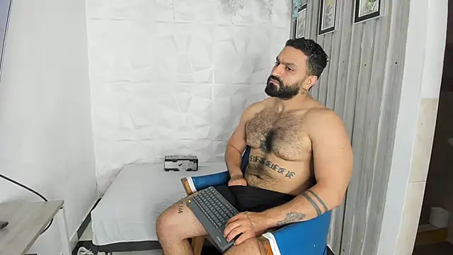 Show modela LeonidasKaiser na web-kameri