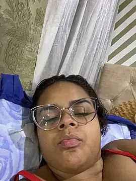 Evabigass Chat XXX in diretta