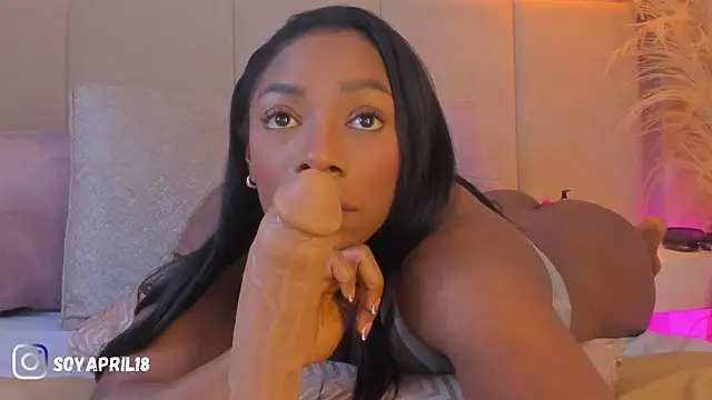 Chat XXX en directo de aprilebony_