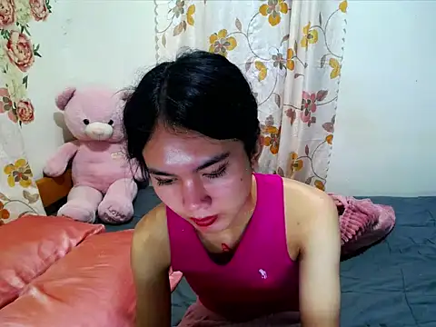 devine_goddess élő XXX-chatje