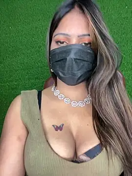 CUTI-NAINA's Live XXX Chat