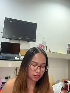 Ponthip Pertunjukan Webcam