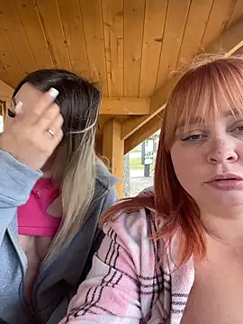 SweetCuteGirls1023's Live XXX Chat