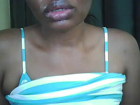 SuvieyX – Live XXX-chat