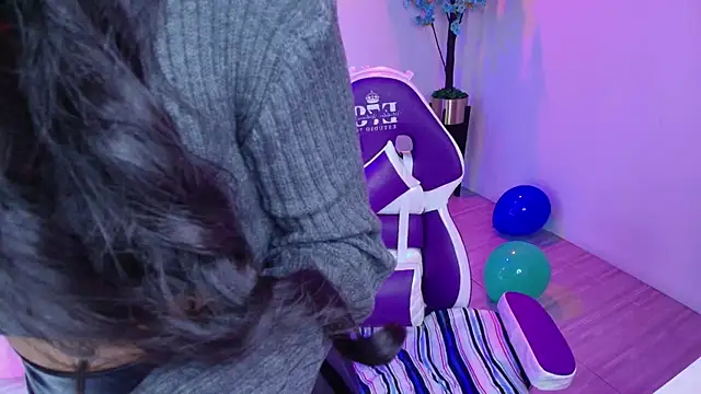  Онлайн чат XXX Maddie_T18