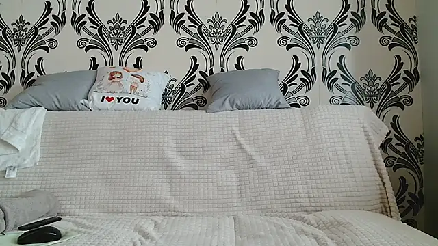 CharmingLadyMira: απευθείας συνομιλία ΧΧΧ