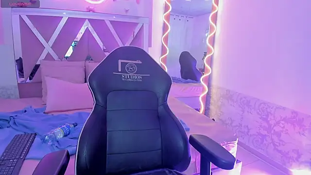 Онлайн чат XXX SABRIINA_TAY