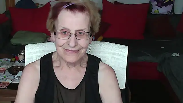 HeisseomaOriginal's Live XXX Chat