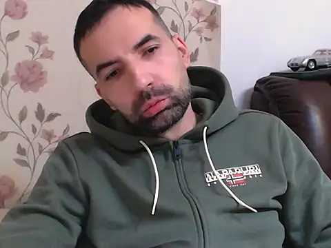 Leo_1617 Adlı Modelin Web Kamerası Şovu