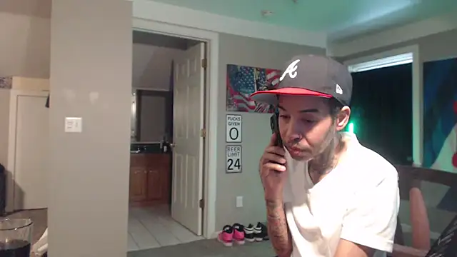 Michigan9000 élő XXX-chatje