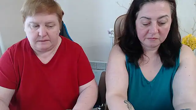 Show modela Lindy-Jeanie na web-kameri