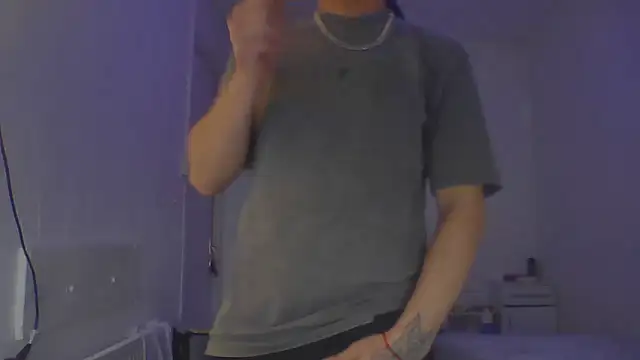 TitanNoir webcam show