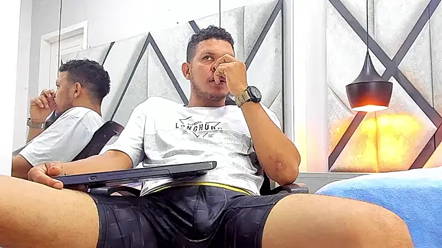 Webkamerová show NohaBrooks