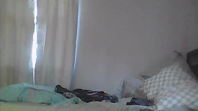 sarahkat86 Show in webcam